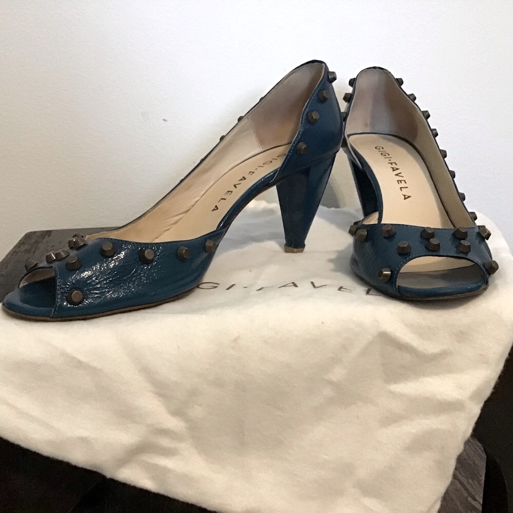 GiGi Favella blue patent leather studded open toe,Italian leather,38 1/2,3”heel
